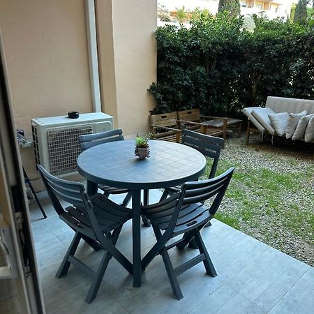Studio Cabine Avec Jardin Apartman Canet-en-Roussillon Kültér fotó