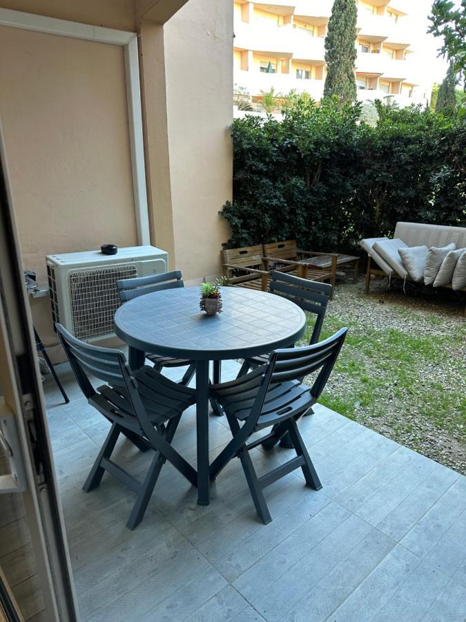 Studio Cabine Avec Jardin Apartman Canet-en-Roussillon Kültér fotó